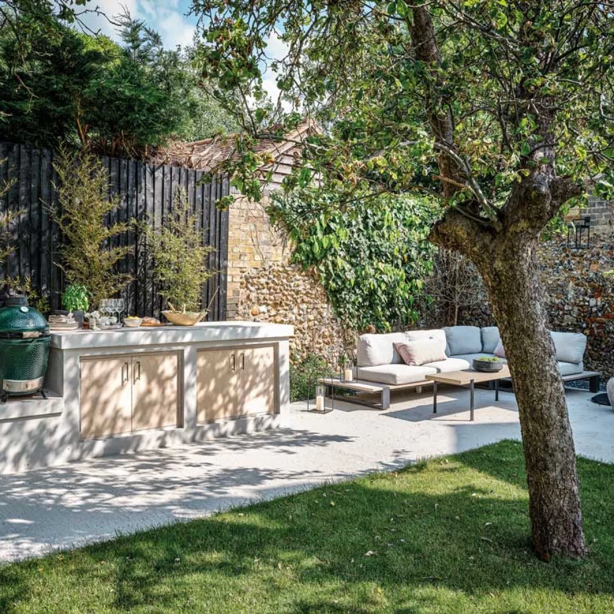 Gardens for the Soul: Sustainable and Stylish Outdoor Spaces